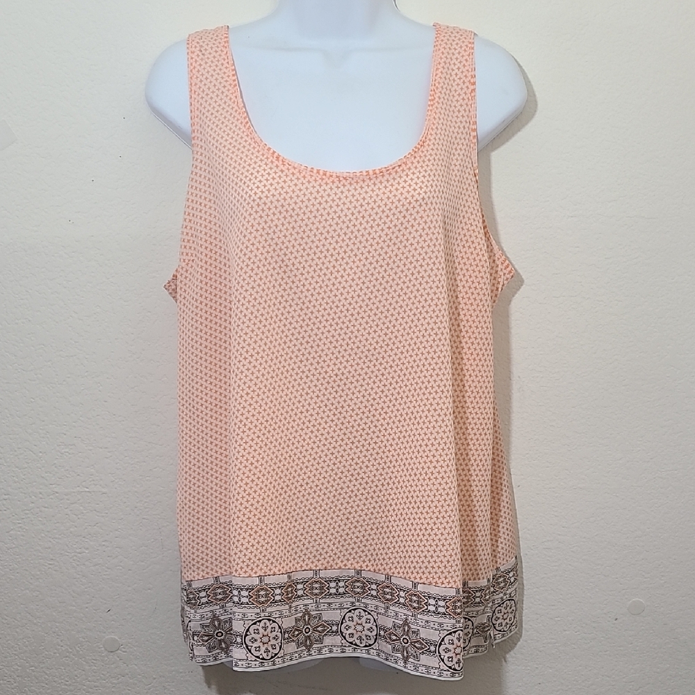 Old Navy Peach Patterned Sleeveless Top